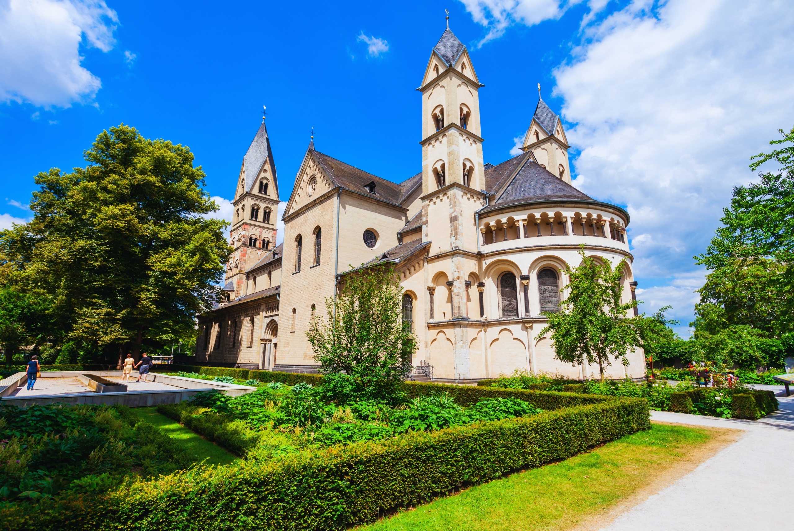 Basílica de San Cástor
